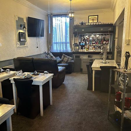 The Rhyl Bed & Breakfast Blackpool Bagian luar foto