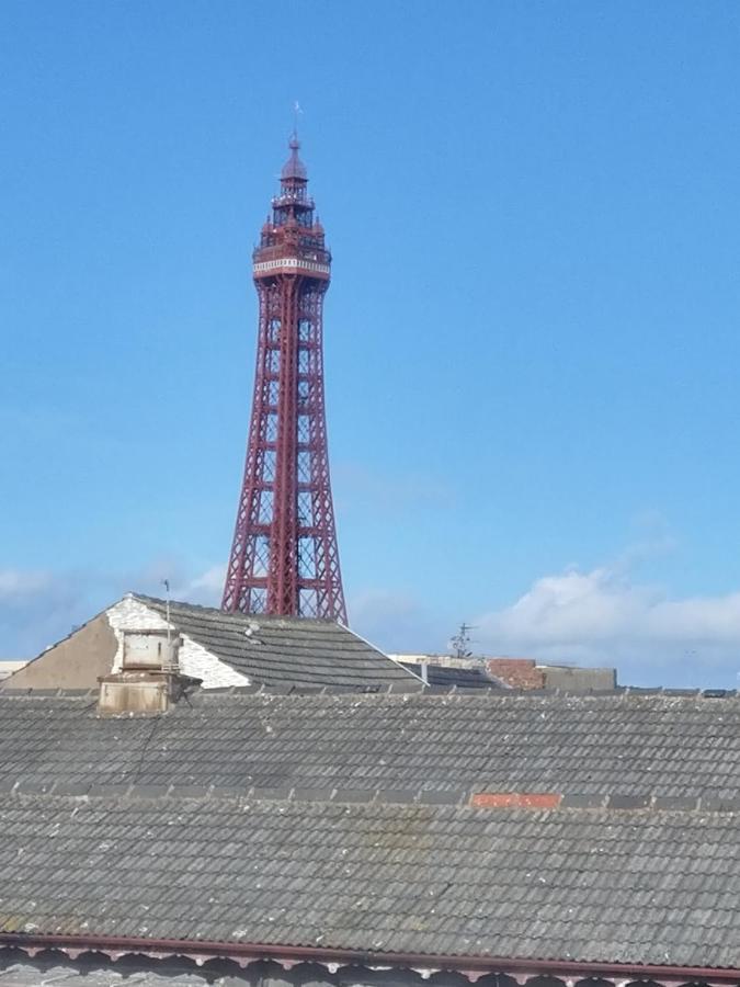 The Rhyl Bed & Breakfast Blackpool Bagian luar foto