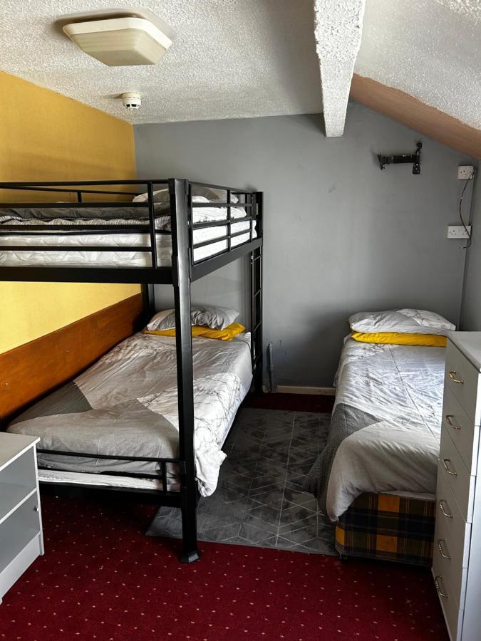 The Rhyl Bed & Breakfast Blackpool Bagian luar foto